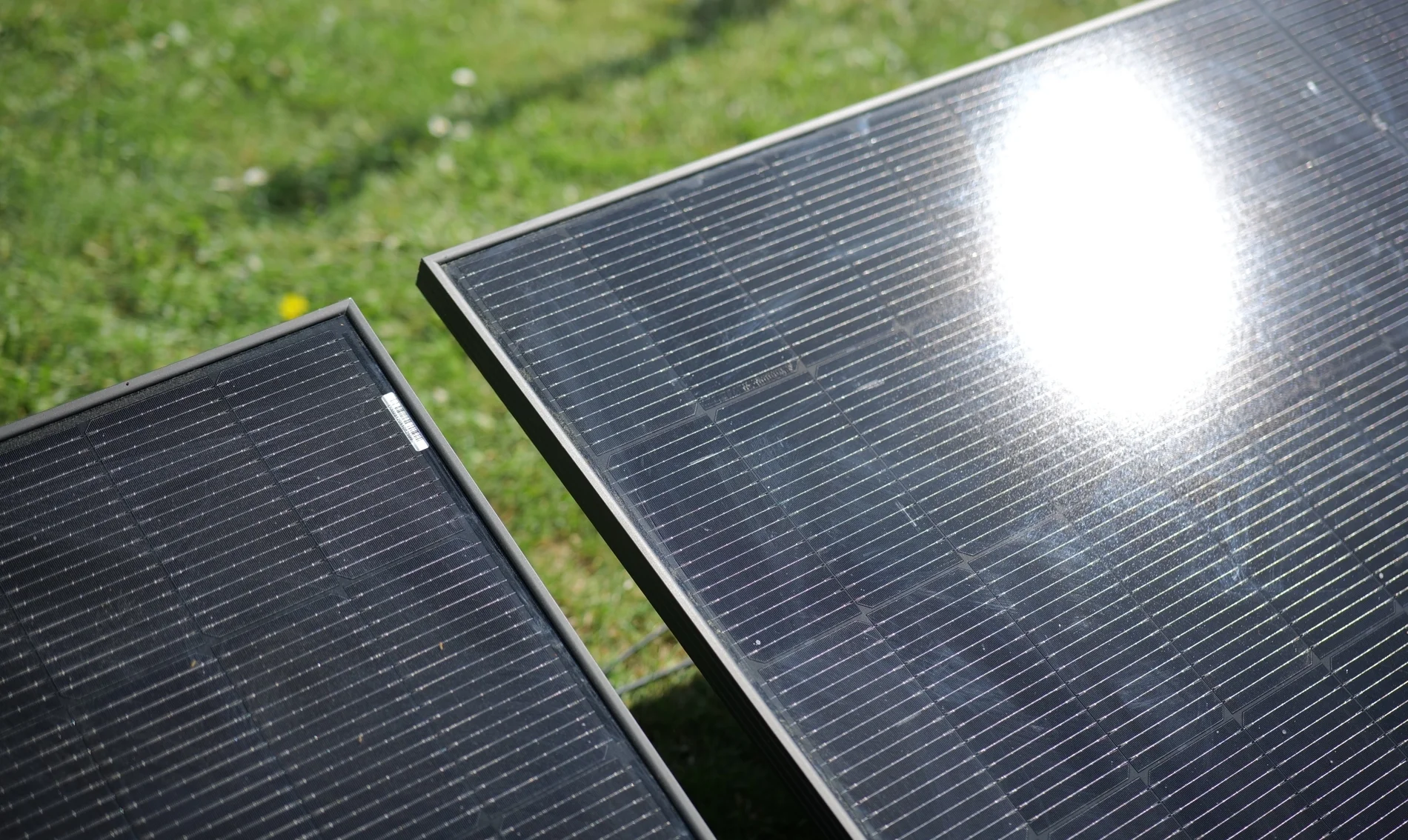 Solarmodule Vorderseite beim Kleines Kraftwerk Duo 900W
